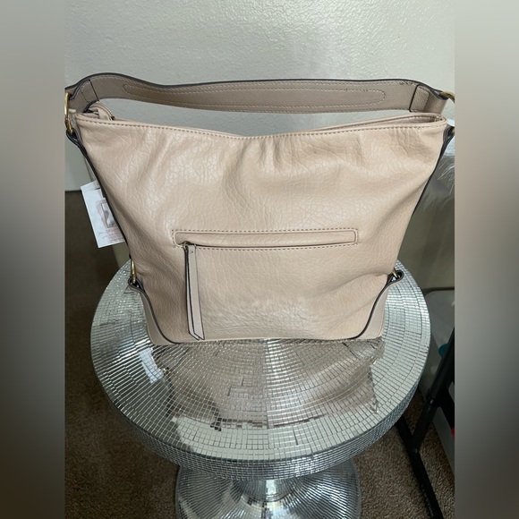 NWT Jessica Simpson shoulder purse. Color- wheat - Picture 2 of 6